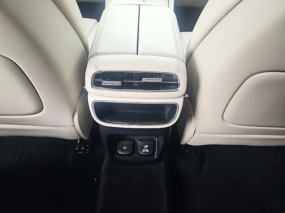 Used 2024 Genesis GV80 2.5T AWD/4WD image 31
