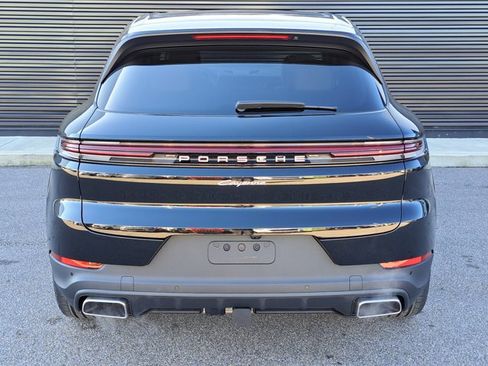 Used 2026 Porsche Cayenne image 6