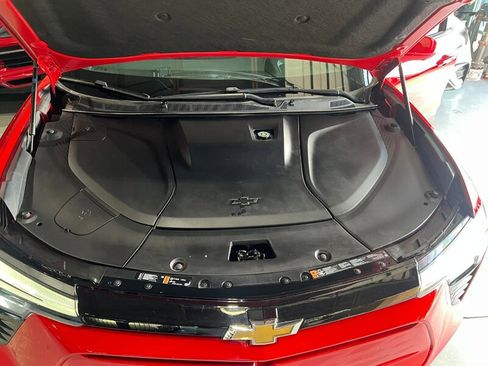 Used 2024 Chevrolet Blazer EV LT image 39