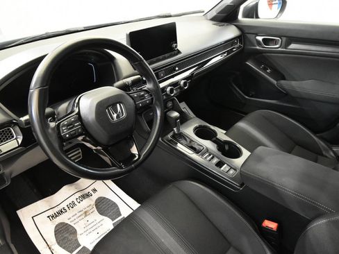 Used 2025 Honda Civic Sport image 12