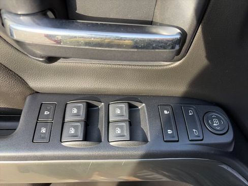 Used 2019 Chevrolet Silverado 2500 LT w/ LT Convenience Package AWD/4WD image 11