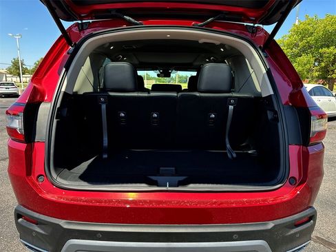 New 2025 Honda Pilot Touring image 25