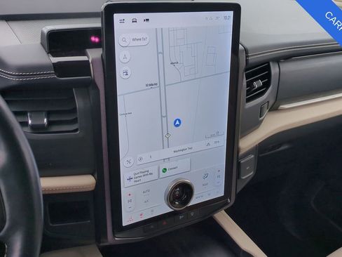 Used 2023 Ford Expedition Platinum image 31