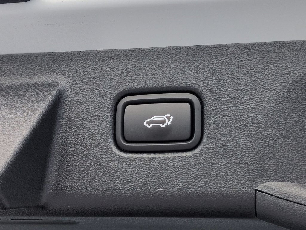 New 2026 Hyundai Tucson Limited FWD image 17