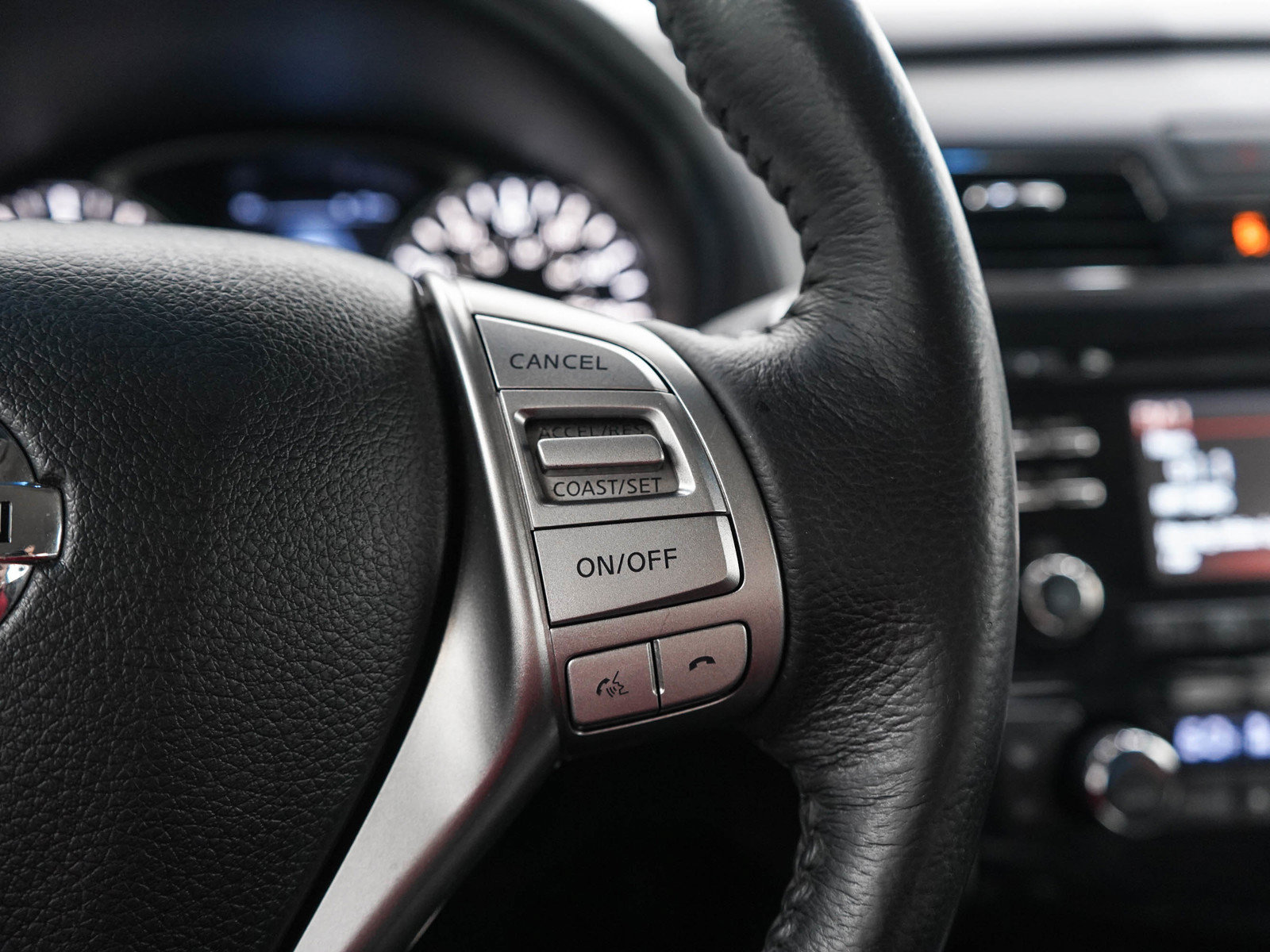 Used 2015 Nissan Altima 2.5 SL FWD image 24