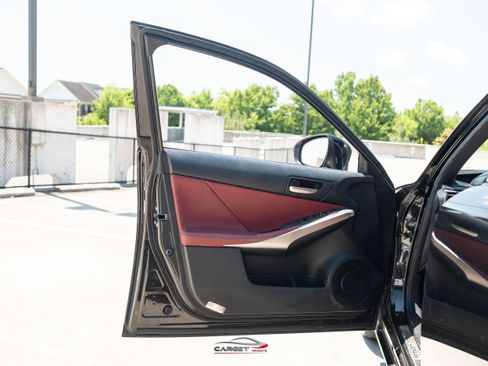 Used 2018 Lexus IS 300 F Sport w/ F Sport Package AWD/4WD image 41