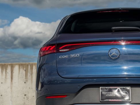 Used 2023 Mercedes-Benz EQE 350+ 4MATIC SUV image 9