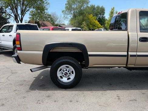 Used 2006 GMC Sierra 2500 W/T RWD image 23