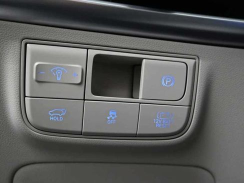 New 2026 Hyundai Tucson Limited AWD/4WD image 18
