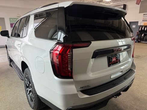Used 2023 GMC Yukon AT4 w/ Max Trailering Package AWD/4WD image 7