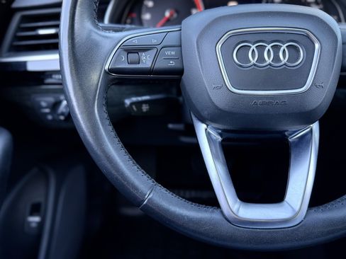 Used 2018 Audi Q7 3.0T Premium image 25