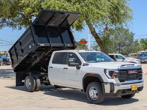 New 2025 GMC Sierra 3500 Pro w/ Convenience Package image 2