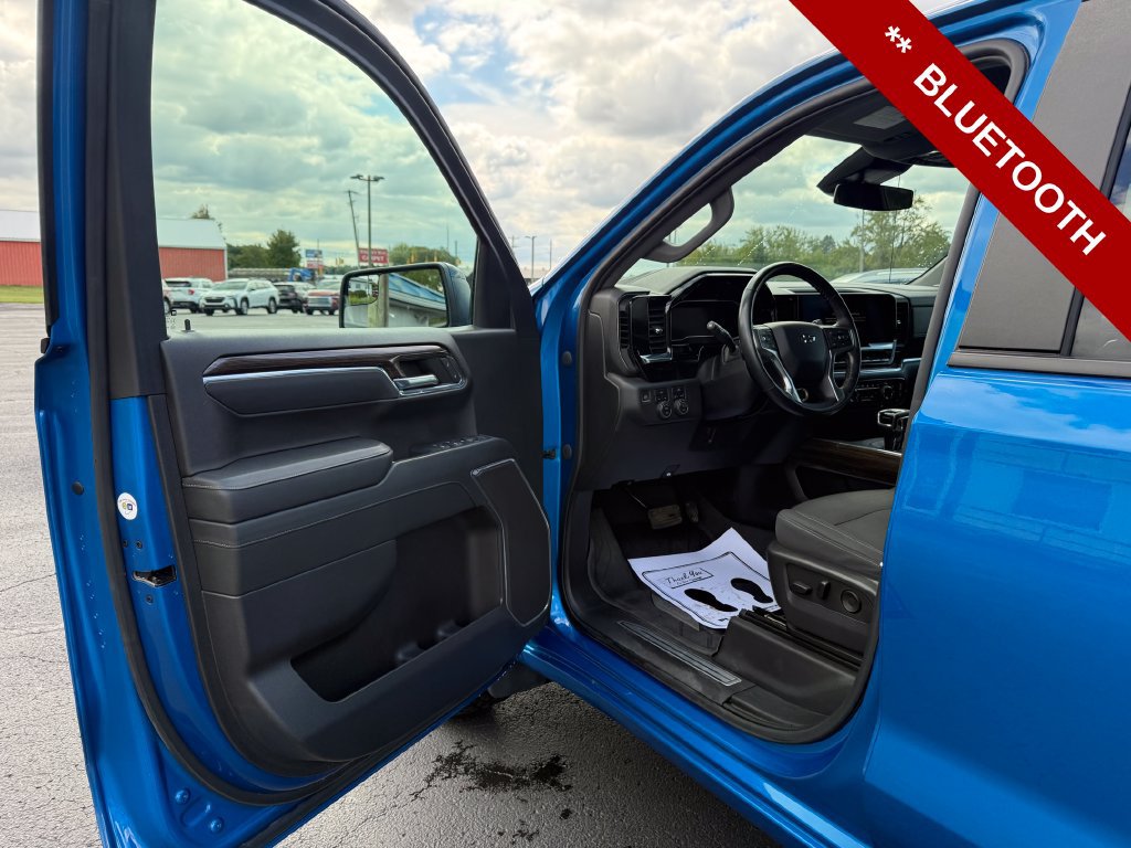 Used 2023 Chevrolet Silverado 1500 RST w/ LPO, Liner Protection Package AWD/4WD image 13