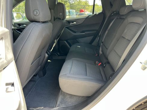 Used 2025 Chevrolet Equinox LT image 33