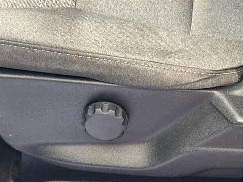 Used 2021 Ford F150 XLT image 19