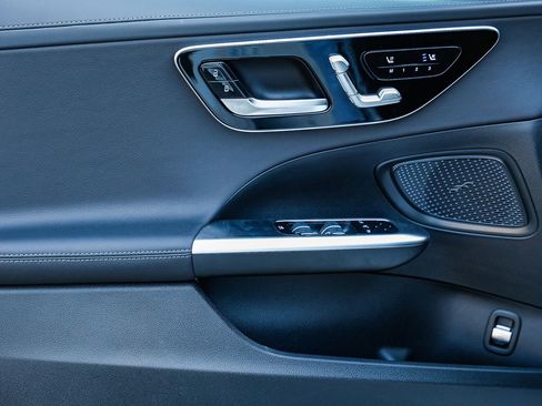 New 2026 Mercedes-Benz C 300 Sedan image 21