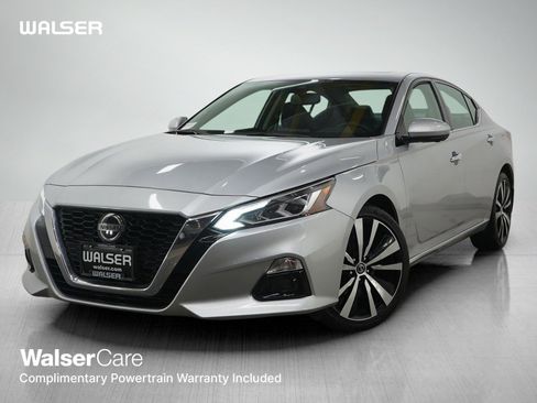 Used 2019 Nissan Altima 2.5 Platinum image 1