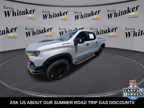 Used 2022 Chevrolet Silverado 1500 ZR2 w/ Technology Package AWD/4WD image 5