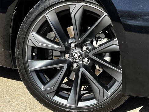 Used 2024 Toyota Corolla SE image 28