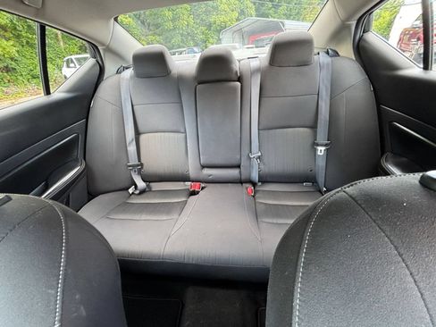 Used 2025 Nissan Altima 2.5 SV FWD image 33