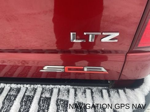 Used 2020 Chevrolet Silverado 2500 LTZ w/ LTZ Premium Package image 13