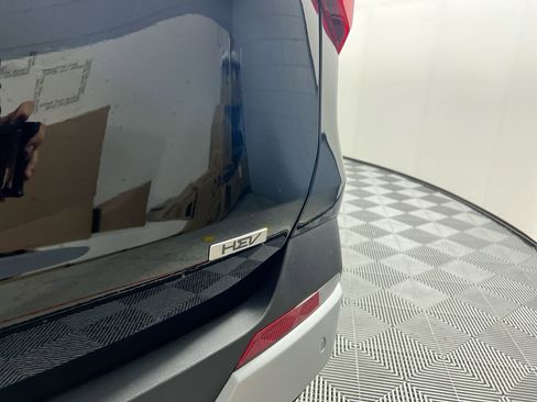 New 2026 Kia Carnival EX FWD image 6