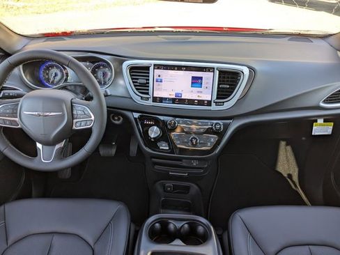 New 2026 Chrysler Voyager LX FWD image 15
