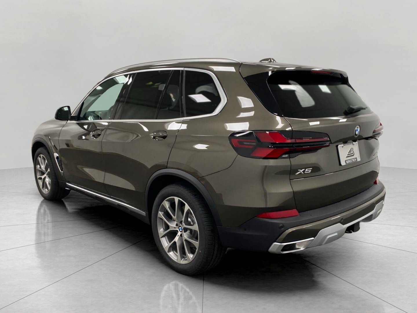 New 2026 BMW X5 xDrive40i w/ Climate Comfort Package AWD/4WD image 10