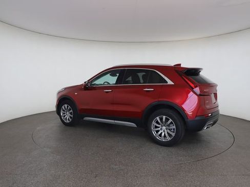 Used 2021 Cadillac XT4 Premium Luxury w/ Cold Weather Package AWD/4WD image 10