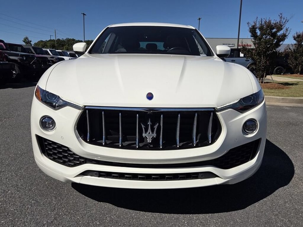 Used 2020 Maserati Levante AWD/4WD image 17