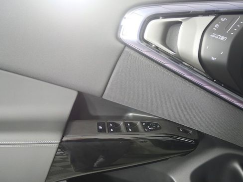 Used 2026 BMW X3 xDrive30 w/ Convenience Package image 8