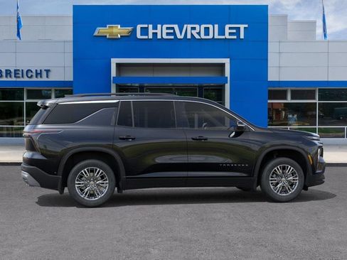 New 2026 Chevrolet Traverse LT w/ Driver Confidence Package AWD/4WD image 5