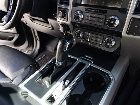 Used 2018 Ford F150 Lariat w/ Equipment Group 502A Luxury AWD/4WD image 28
