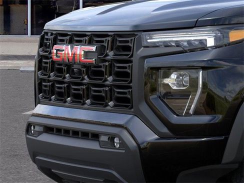 New 2025 GMC Canyon Elevation w/ Convenience Package image 13