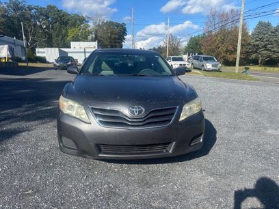 Used 2011 Toyota Camry SE