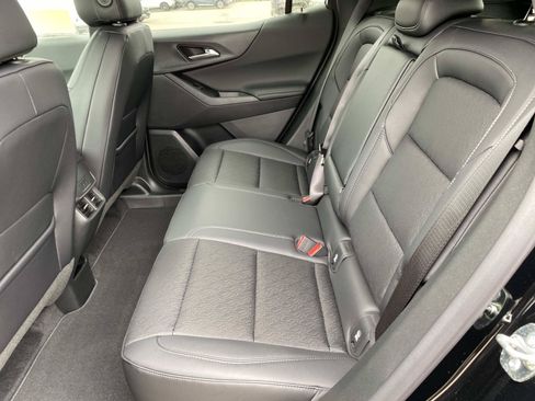 New 2026 Chevrolet Equinox LT w/ Convenience Package II AWD/4WD image 7