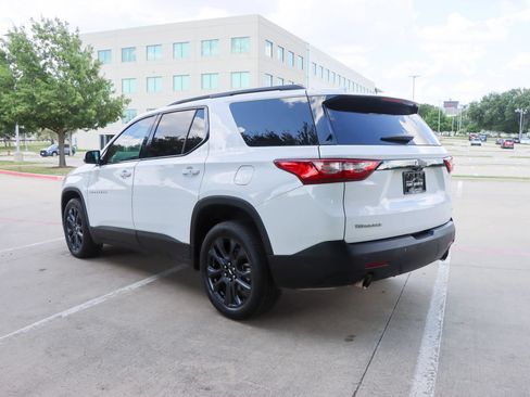Used 2020 Chevrolet Traverse RS w/ LPO, Floor Liner Package FWD image 5