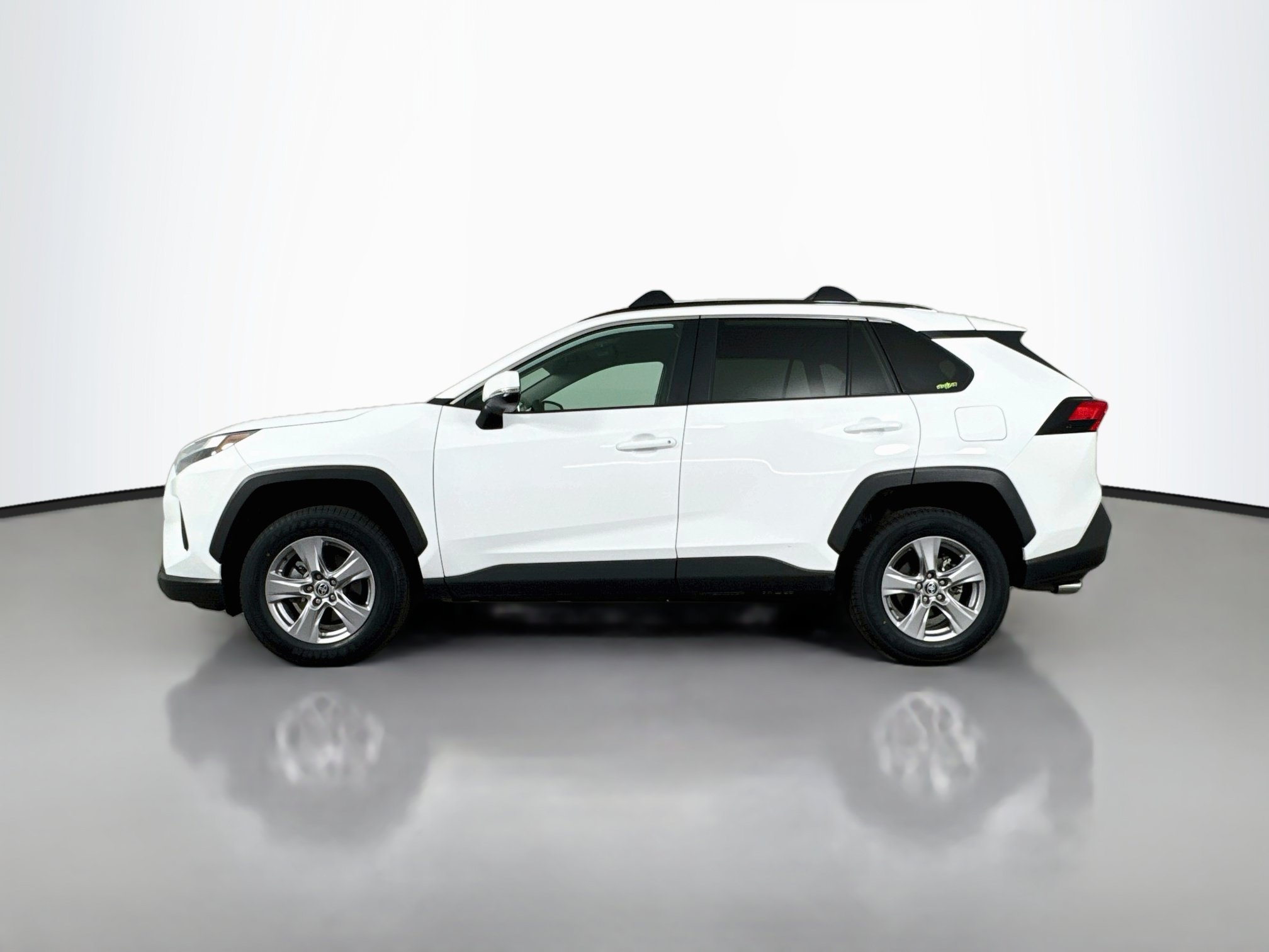 Certified 2025 Toyota RAV4 XLE AWD/4WD image 4