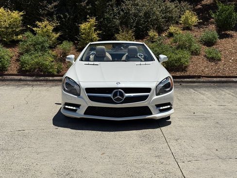 Used 2013 Mercedes-Benz SL 550 image 6