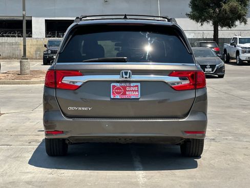 Used 2019 Honda Odyssey EX image 8