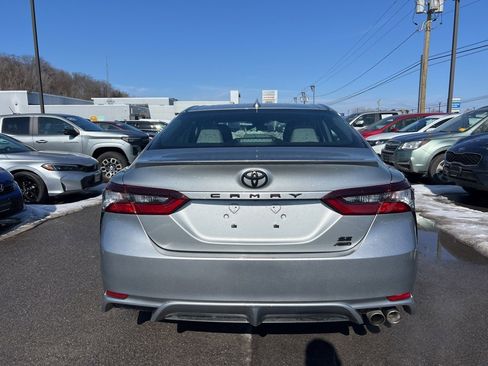 Used 2024 Toyota Camry SE w/ Cold Weather Package image 4