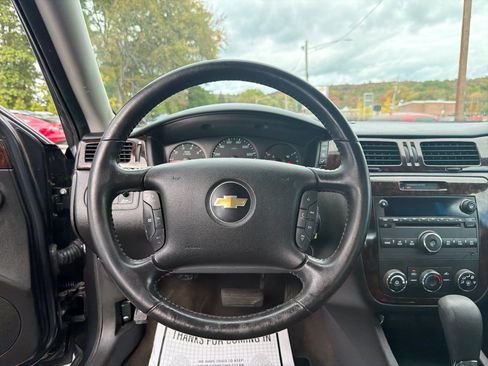 Used 2014 Chevrolet Impala Limited LS image 19