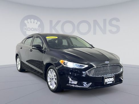 Used 2020 Ford Fusion Energi Titanium FWD image 2