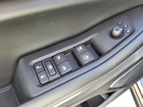 New 2025 Jeep Grand Cherokee L Limited w/ Black Appearance Package image 17