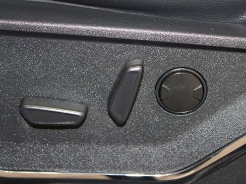 Used 2024 Ford F150 Lariat w/ Tow/Haul Package image 19