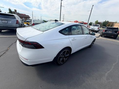 Used 2026 Honda Accord SE image 3