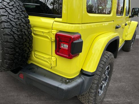 Used 2023 Jeep Wrangler Unlimited Rubicon 4xe w/ Steel Bumper Group image 33