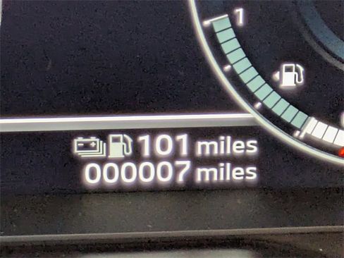 New 2025 Mitsubishi Outlander SEL image 36