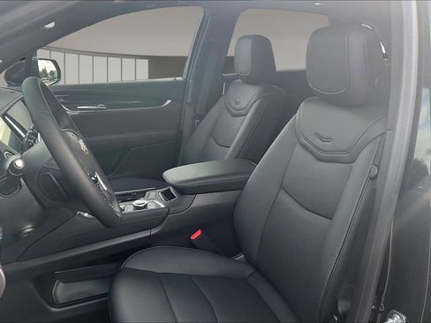 New 2026 Cadillac XT5 Premium Luxury w/ LPO, Floor Liner Package FWD image 9