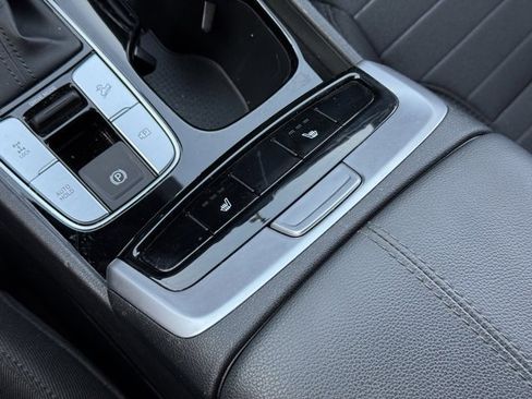 Used 2022 Hyundai Santa Cruz SEL Premium image 17